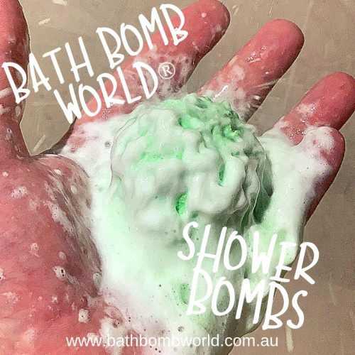 Bath Bomb World® Shower Bomb Kit